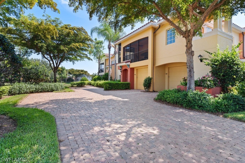 8600 Via Rapallo Dr 201, Estero
