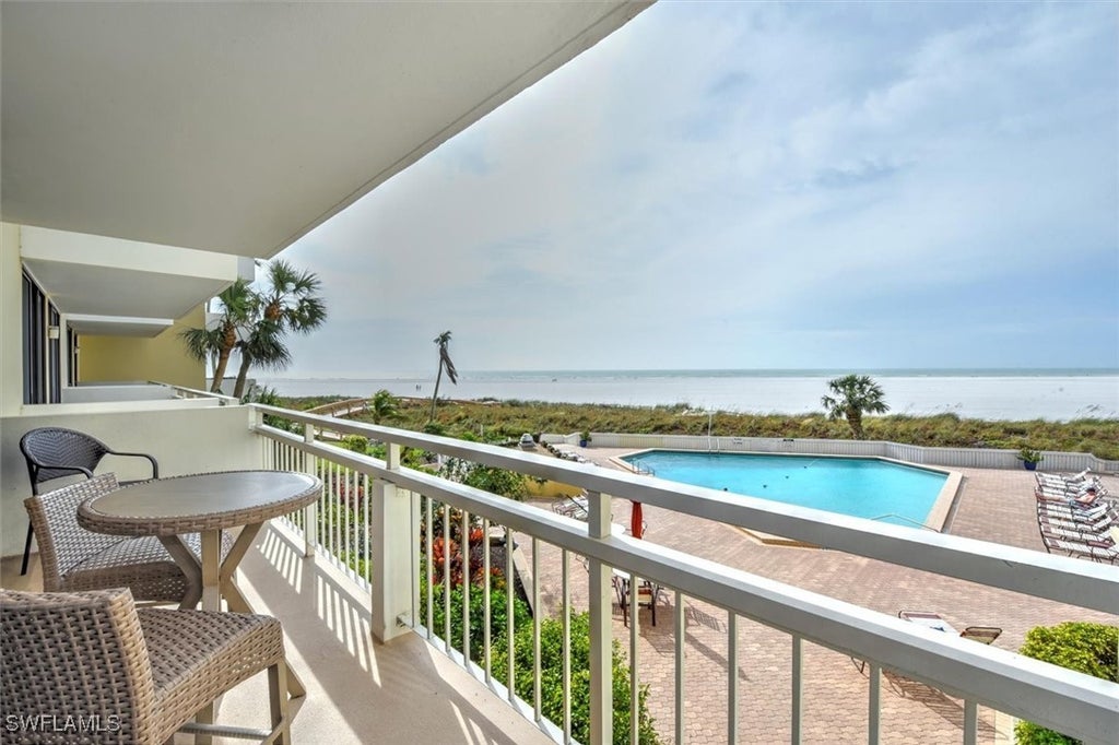 180 Seaview Ct 201, Marco Island