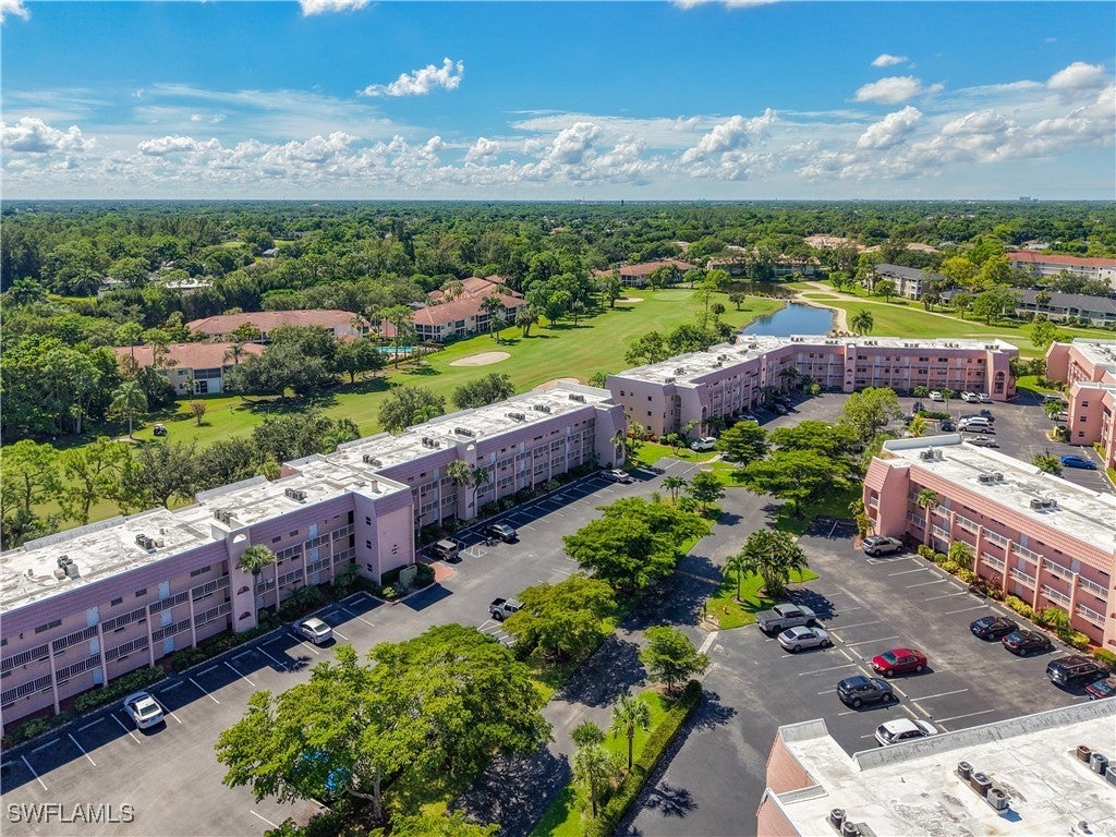 200 Turtle Lake Ct 109, Naples