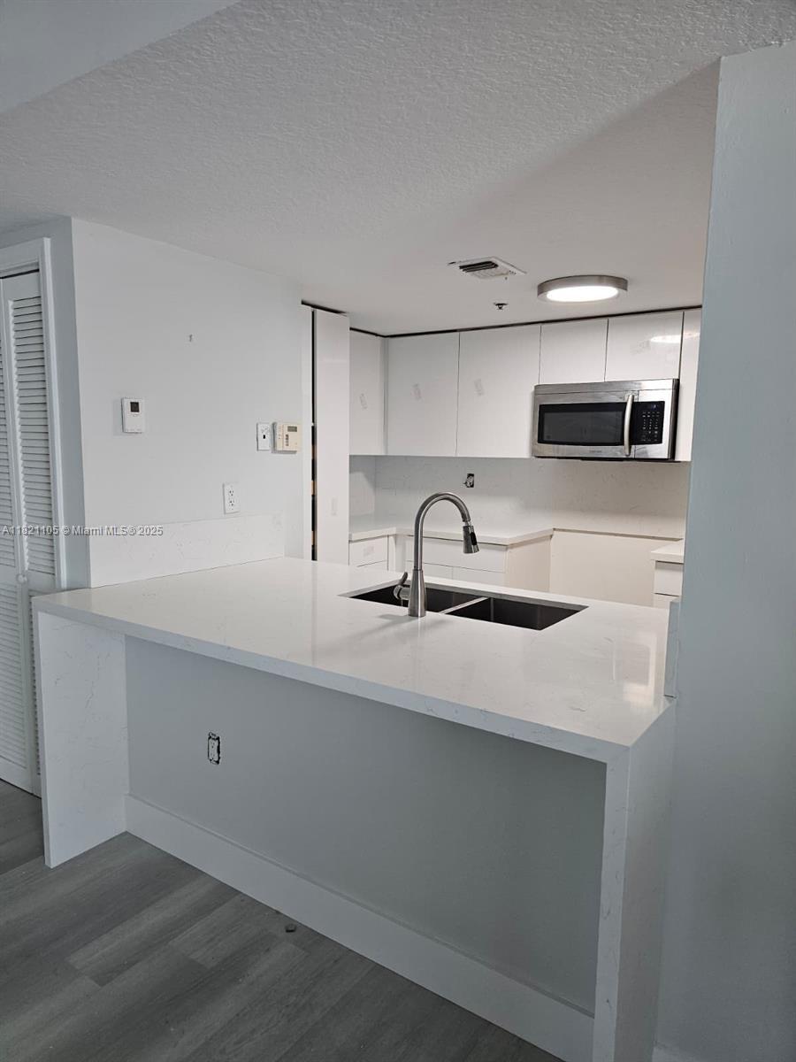 1650 Coral Way 512, Miami