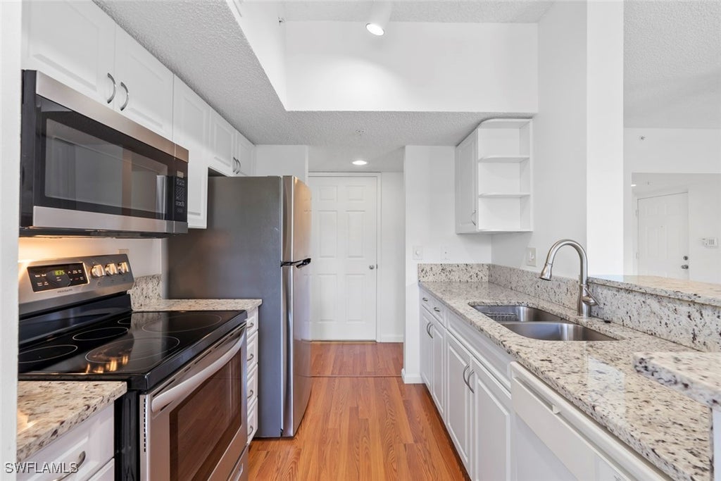 1875 Florida Club Dr 7307, Naples