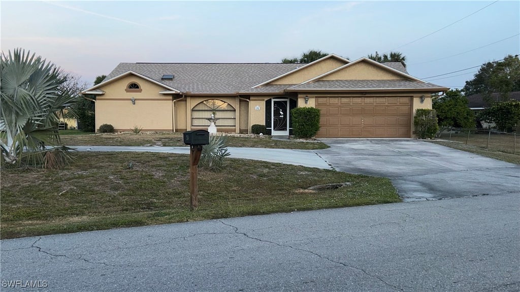 254 David Ave, Lehigh Acres