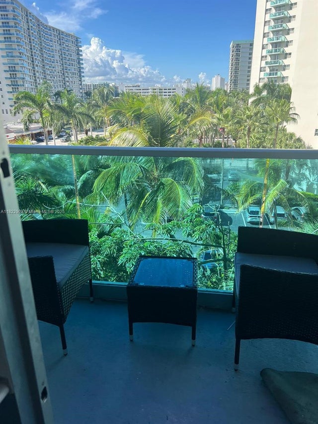 1 of 11 - 4001 S Ocean Dr 5e, Hollywood, FL