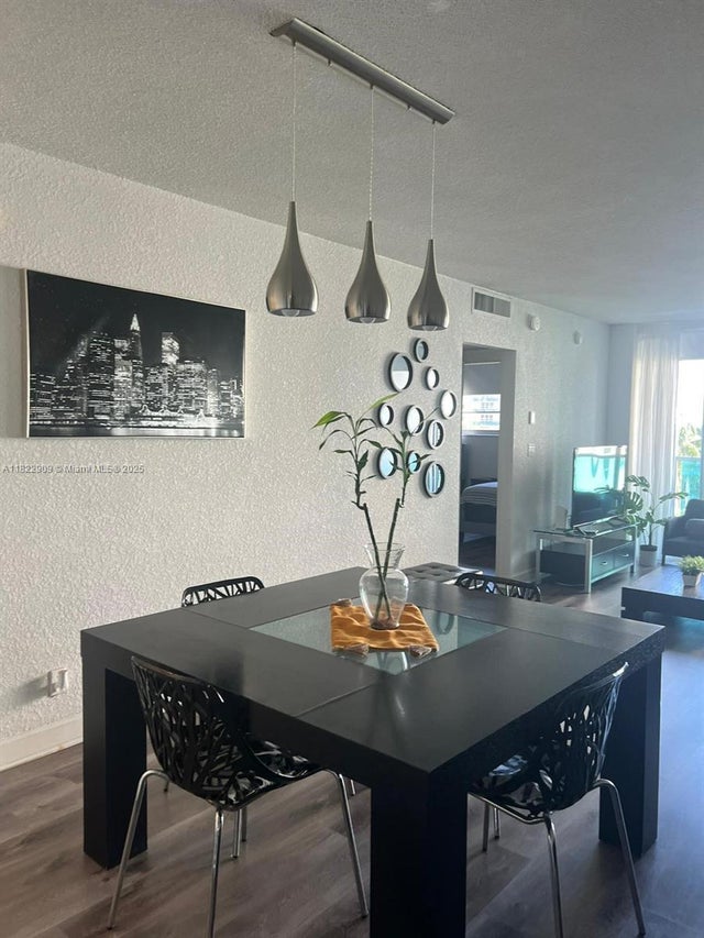 3 of 11 - 4001 S Ocean Dr 5e, Hollywood, FL