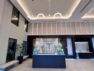 Photo of Listing #A11823768