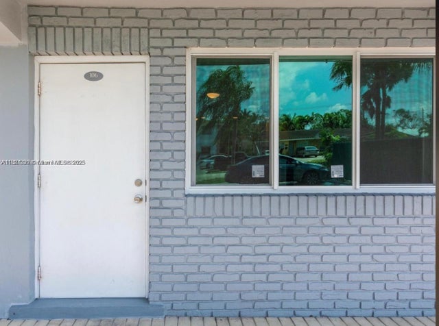 2 of 6 - 2175 Ne 56th St 106, Fort Lauderdale, FL