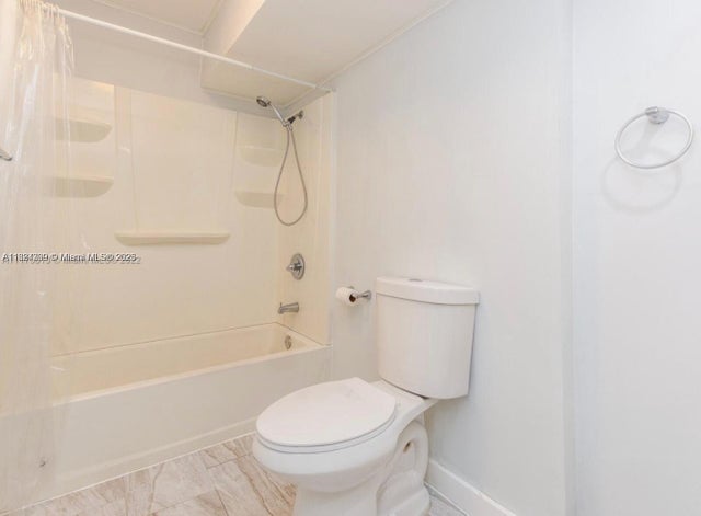 5 of 6 - 2175 Ne 56th St 106, Fort Lauderdale, FL