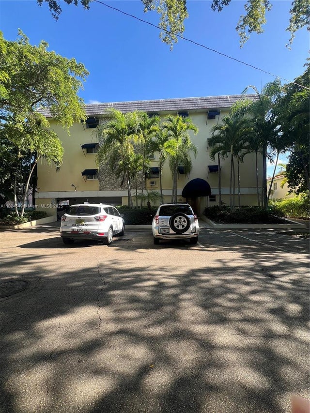 2 of 16 - 427 Santander Ave 204, Coral Gables, FL