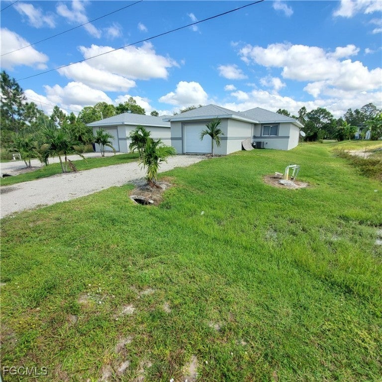 779 Bedford Dr, Lehigh Acres