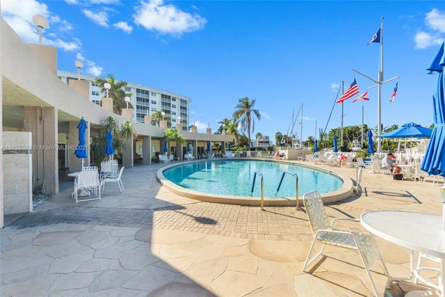 1 of 28 - 2731 Ne 14th St Cswy 502, Pompano Beach, FL