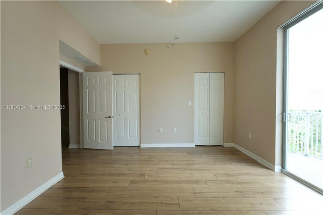 4 of 12 - 2150 Van Buren St Th105, Hollywood, FL