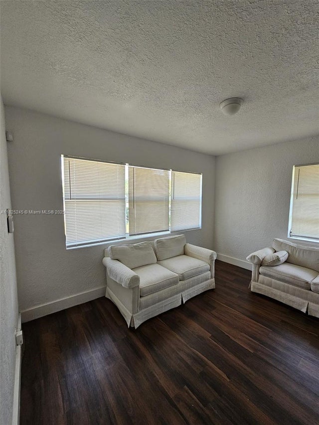 2 of 5 - 1408 Nw 9th Ave B, Fort Lauderdale, FL