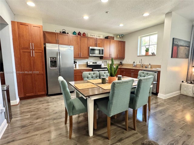 1 of 13 - 1332 Sw 2nd Ct 1332, Fort Lauderdale, FL