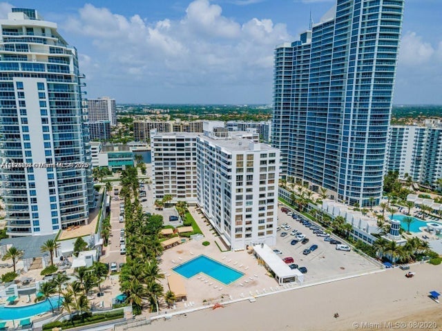 2 of 29 - 3505 S Ocean Dr 419, Hollywood, FL
