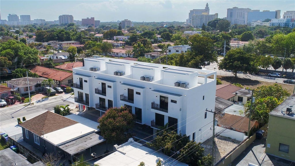 3345 Sw 22nd Ter 3349, Miami