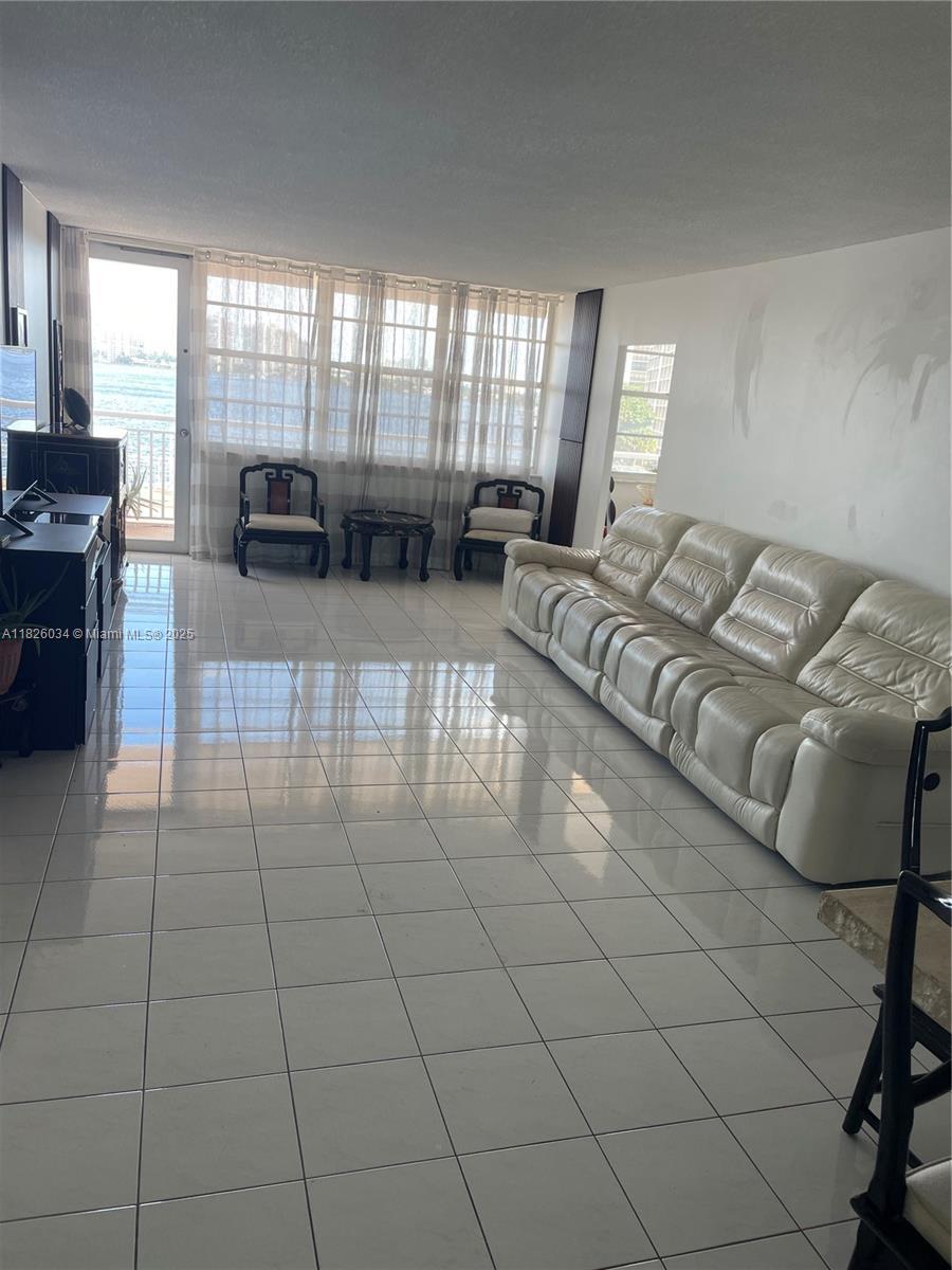 251 174th St 320, Sunny Isles Beach