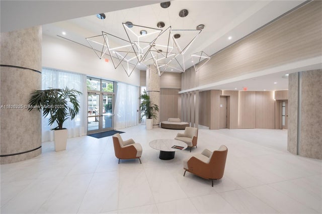 3 of 24 - 1776 Polk St 1005, Hollywood, FL
