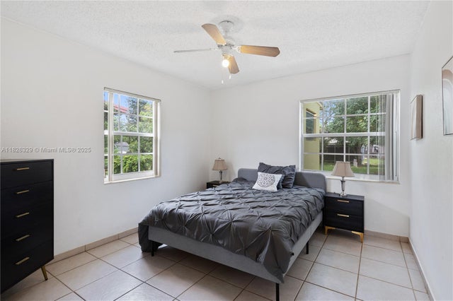 5 of 15 - 1230 Nw 7th Ter 1, Fort Lauderdale, FL