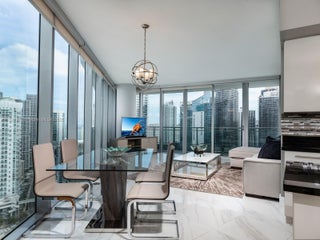 Photo of Listing #A11826326