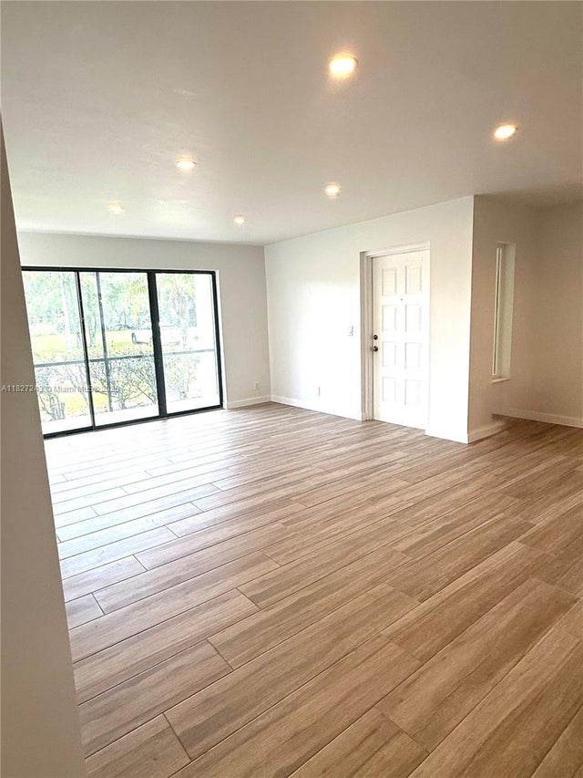 3 of 12 - 1116 Green Pine Blvd D1, West Palm Beach, FL