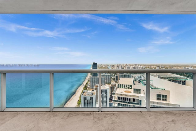5 of 39 - 1830 S Ocean Dr 5004, Hallandale Beach, FL