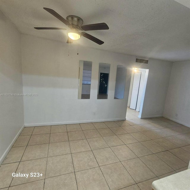 3 of 6 - 1100 Ne 1st Ct 302, Hallandale Beach, FL