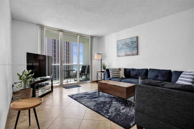 5 of 42 - 3901 S Ocean Dr 8m, Hollywood, FL