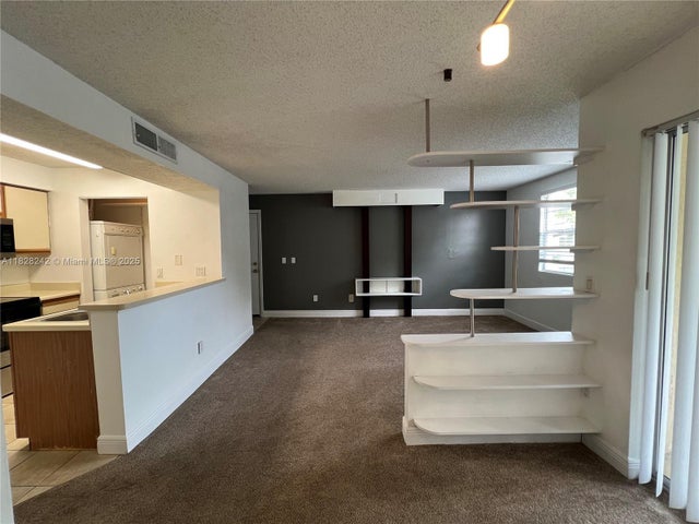 4 of 58 - 1227 Sw 46th Ave 310, Pompano Beach, FL