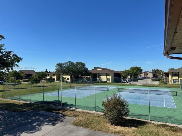 5 of 16 - 10045 Winding Lake Rd 104, Sunrise, FL
