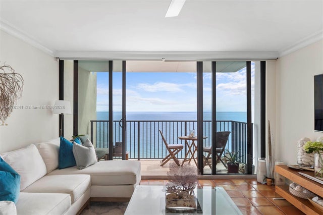 2 of 38 - 2101 S Ocean Dr 2302, Hollywood, FL
