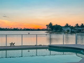 Photo of Listing #A11829475