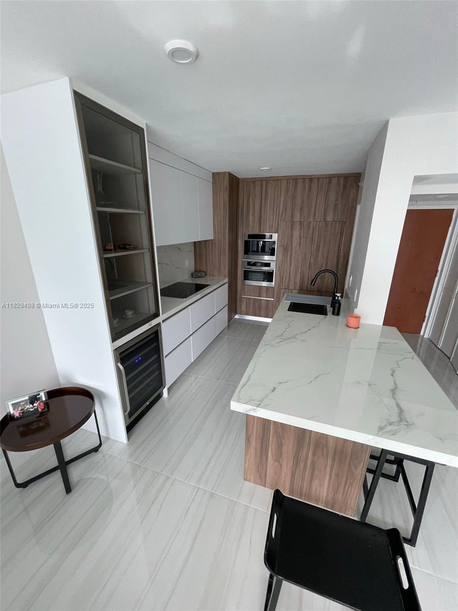 31 Se 5th St 3103, Miami