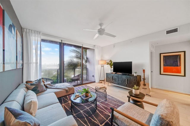 4 of 68 - 555 Ne 8th St 0907, Fort Lauderdale, FL