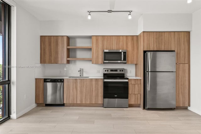 4 of 47 - 555 Ne 8th St 0109, Fort Lauderdale, FL