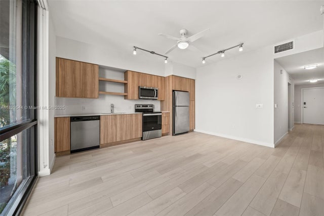 5 of 47 - 555 Ne 8th St 0109, Fort Lauderdale, FL