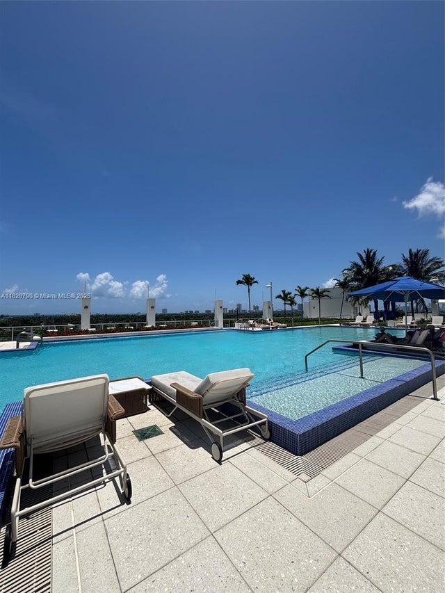 4 of 15 - 1776 Polk St 1405, Hollywood, FL