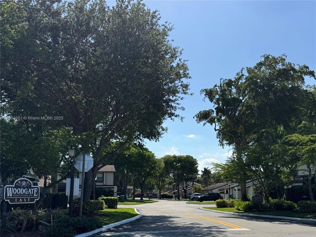 12721 Sw 68th Ter. ., Miami