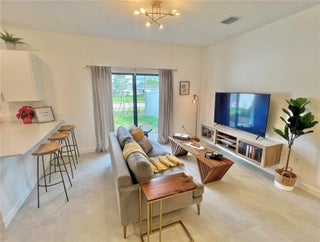 Photo of Listing #A11830784