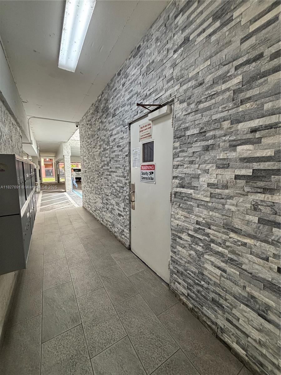 6125 W 20 Th Av 217, Hialeah