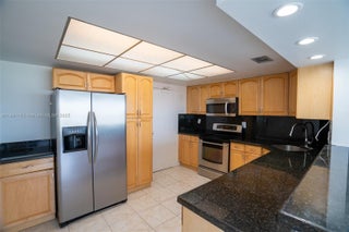 Photo of Listing #A11831123