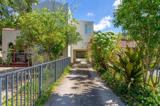 Photo of Listing #A11831015