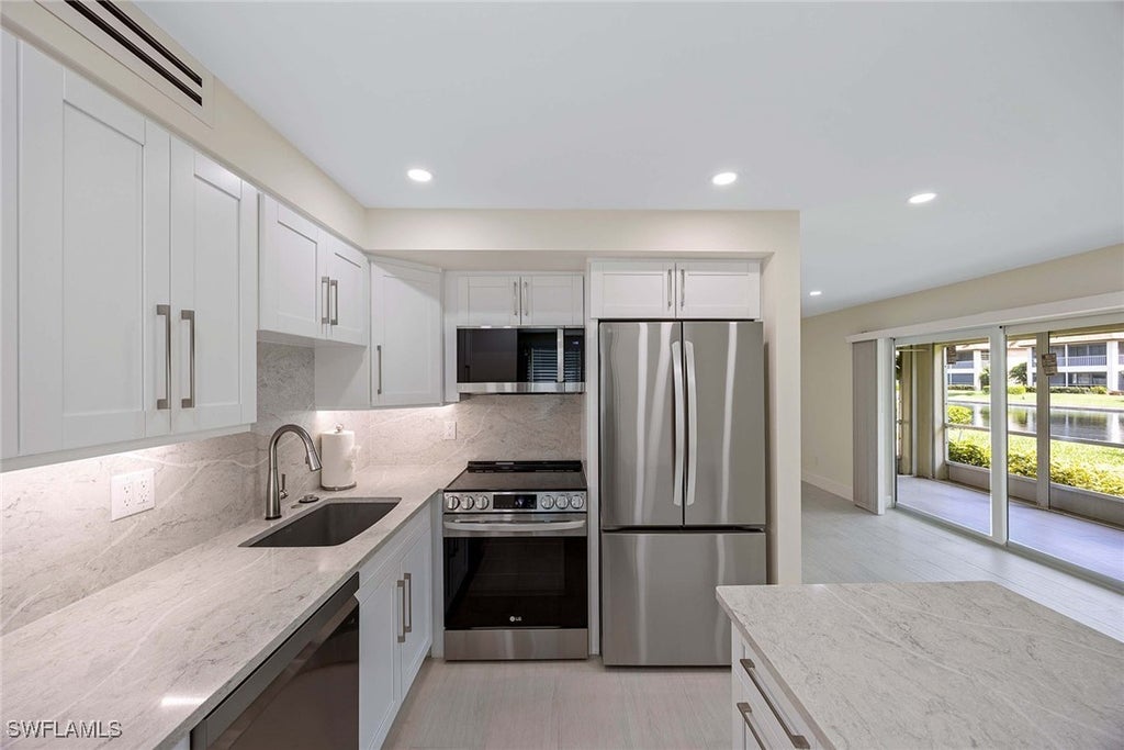 1155 Sandpiper St F7, Naples