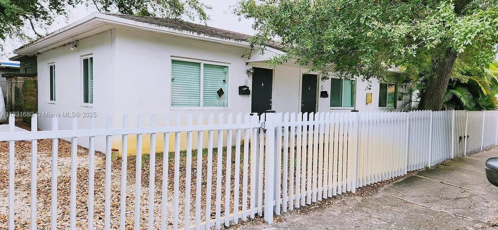 2 Ne 63rd St A, Miami