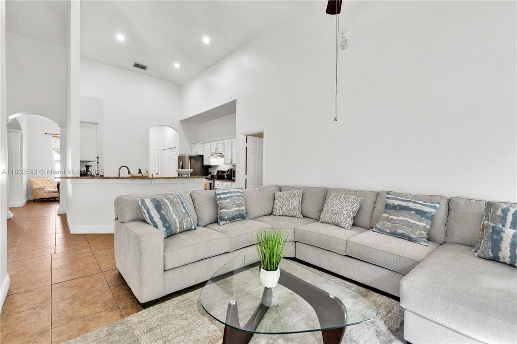 334 Colony St, Kissimmee