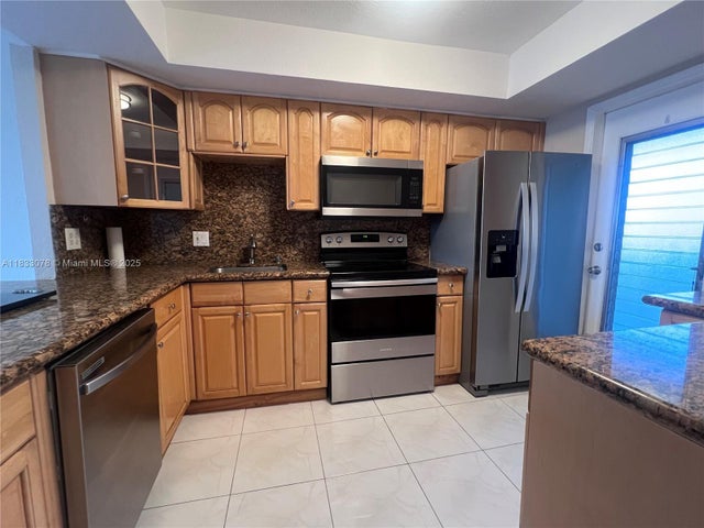 3 of 22 - 3080 N Course Dr 710, Pompano Beach, FL