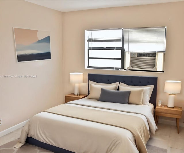 3 of 12 - 417 Nw 2nd Ave 3, Hallandale Beach, FL