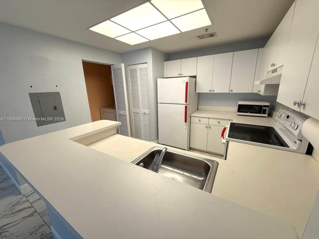 2 of 22 - 2015 Se 10th Ave 127, Fort Lauderdale, FL
