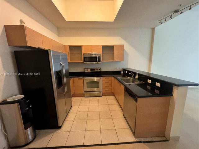 4 of 16 - 140 S Dixie Hwy Th102, Hollywood, FL
