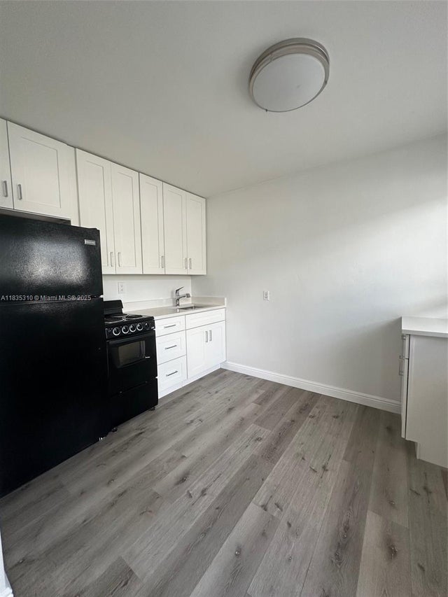 1 of 15 - 116 Se 9th Ct 2, Hallandale Beach, FL