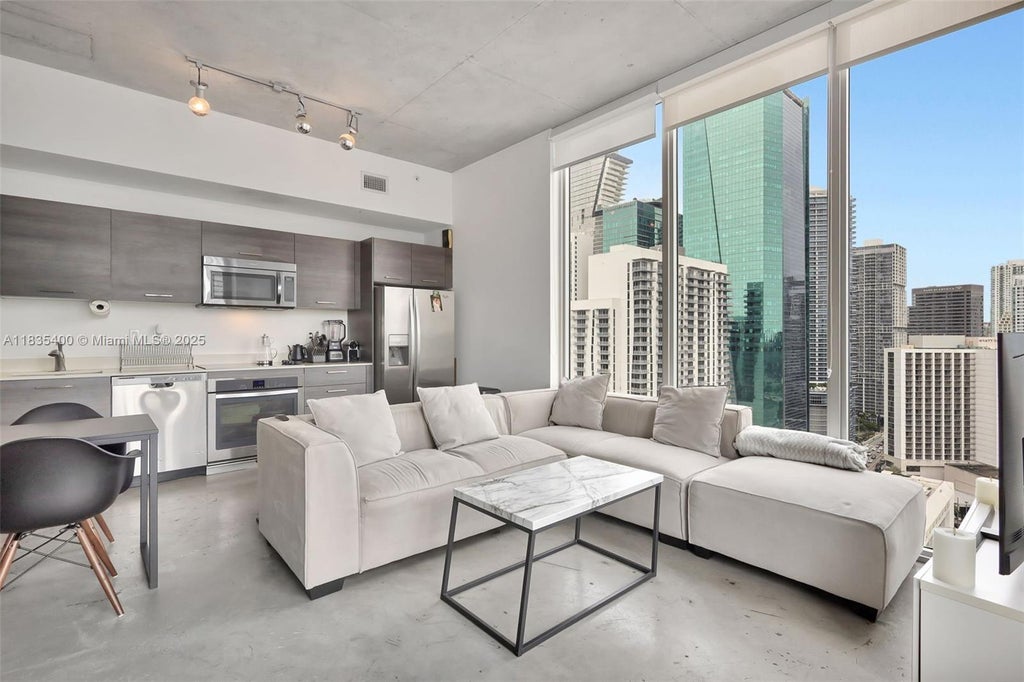 151 Se 1st St 2511, Miami